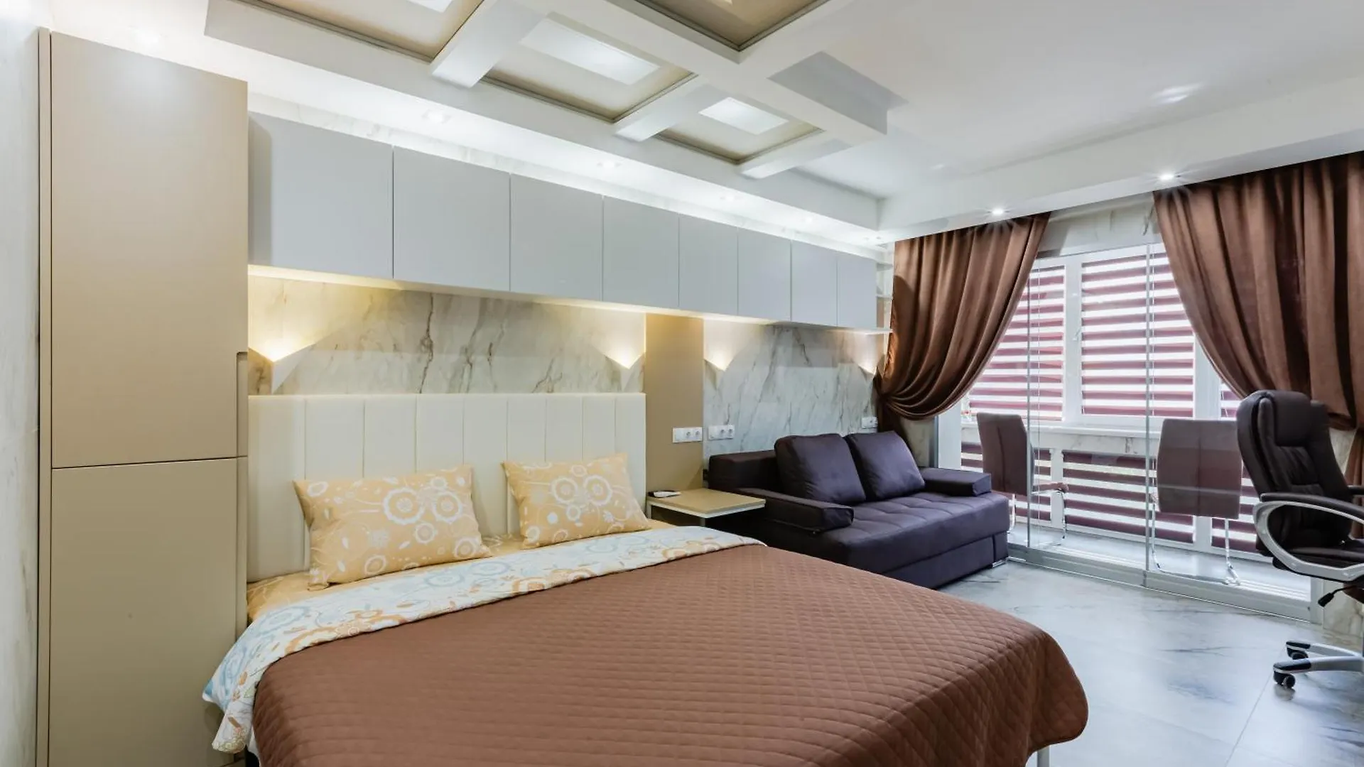 Luxury Apartment With Pool And Hammam Kiev