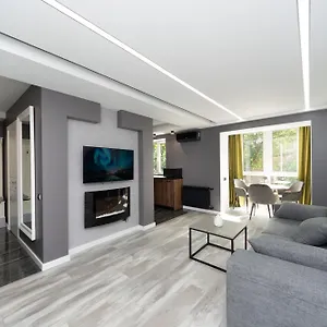 Apartment Luxrent On Lesi Ukrainki -, Kyiv