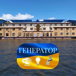 4* Hotel фараон